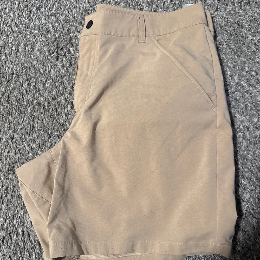 Men’s Columbia shorts